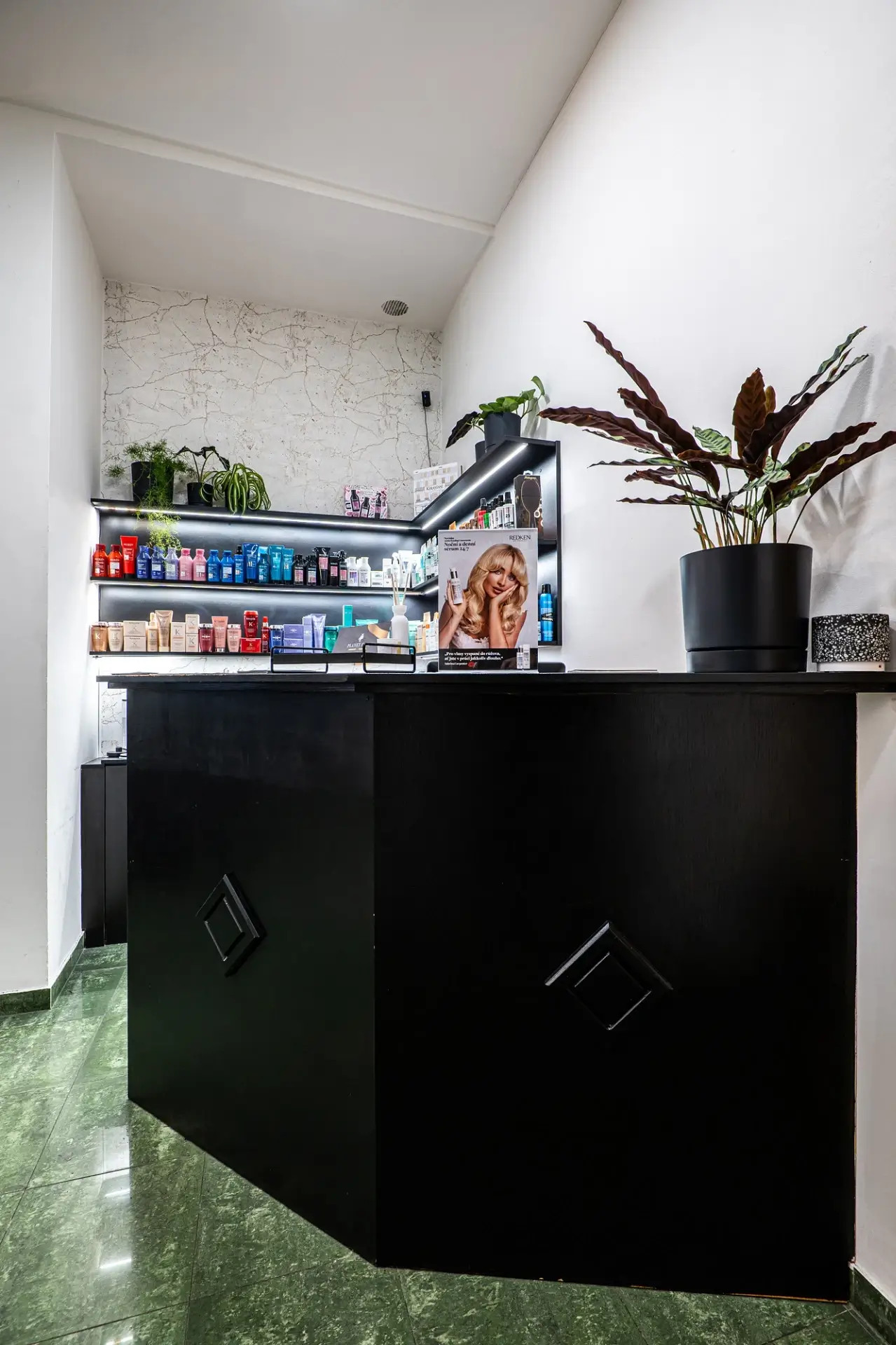 Recepce kadeřnictví Planet Hair Olomouc
